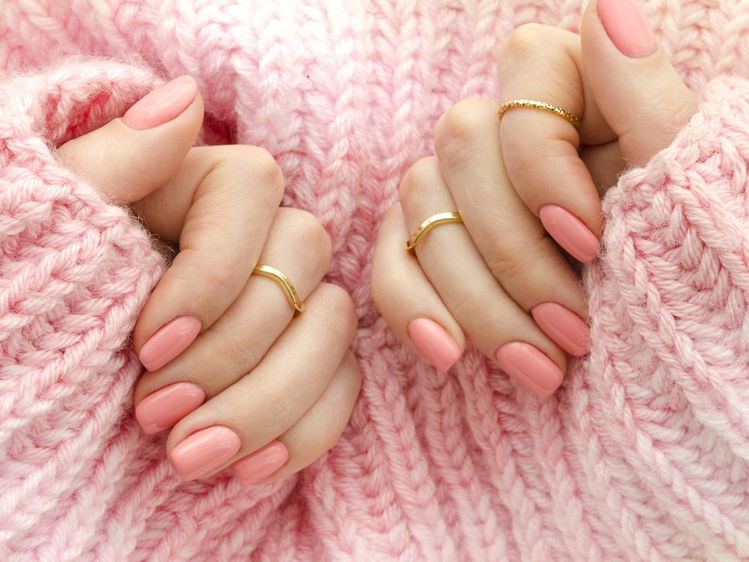 8 Nail Care Tricks to Keep Them Strong, Shiny and Healthy at Home